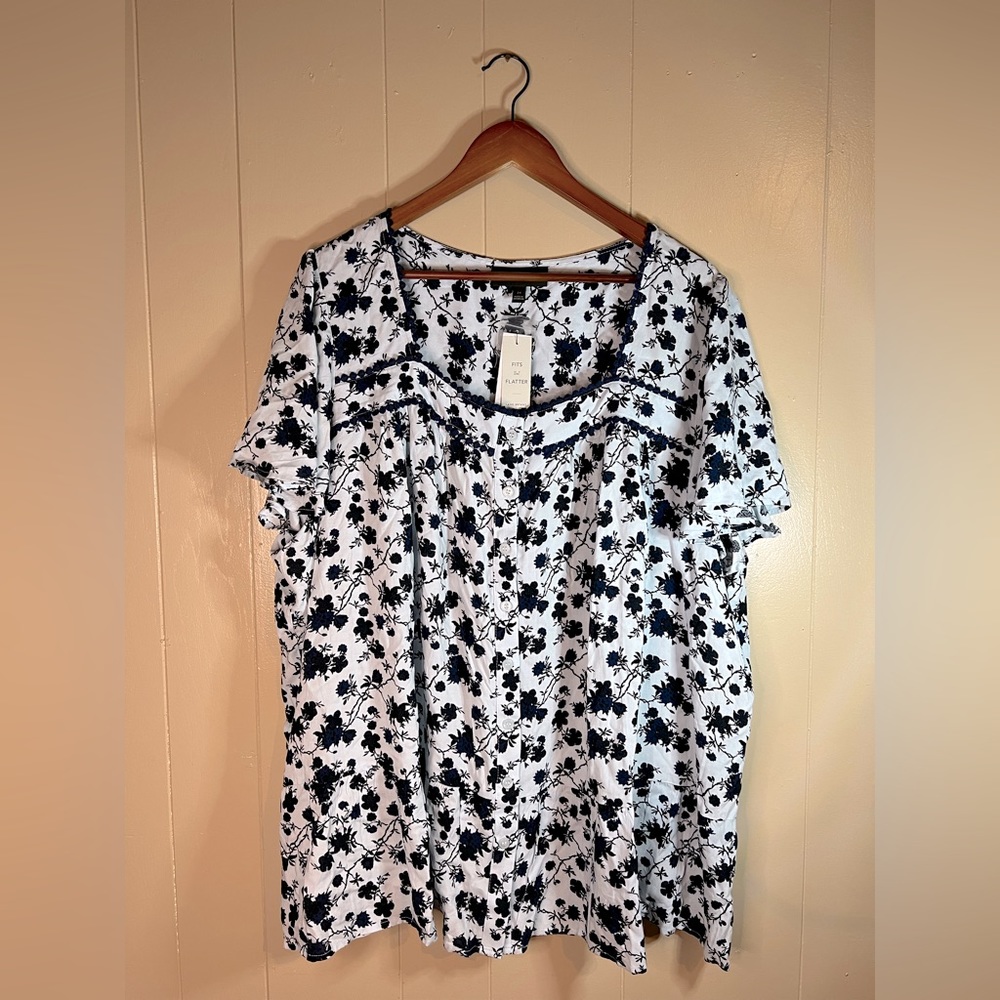 NWT Lane Bryant Floral Button Down Tunic Blouse